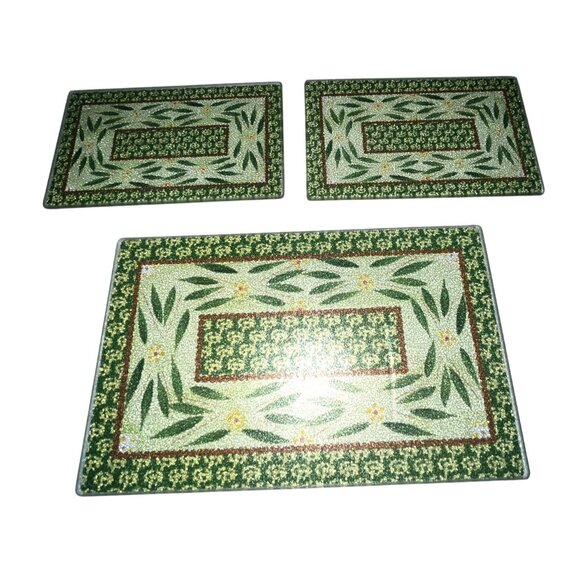 Temptations by Tara Old World Floral Green Set of Three Resin Trivets VTG - Picture 1 of 11